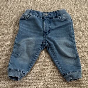 Levi’s Knit Jogger